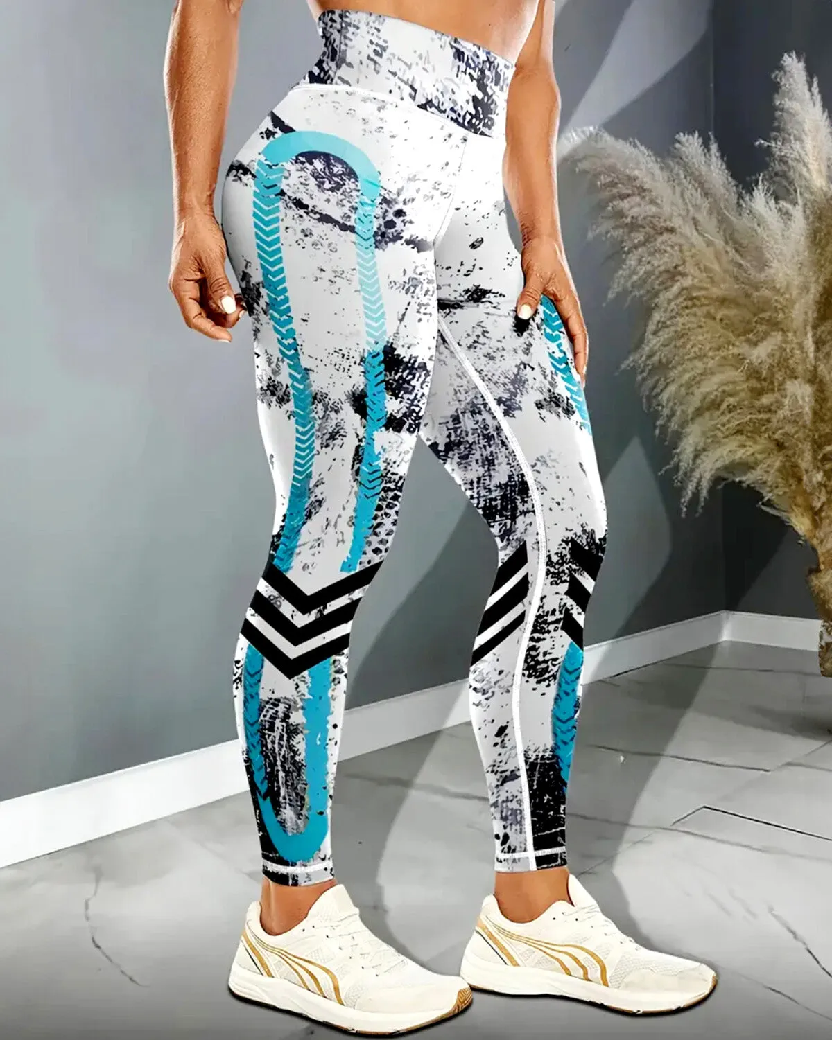 Beyond Limits Leggings - Elite