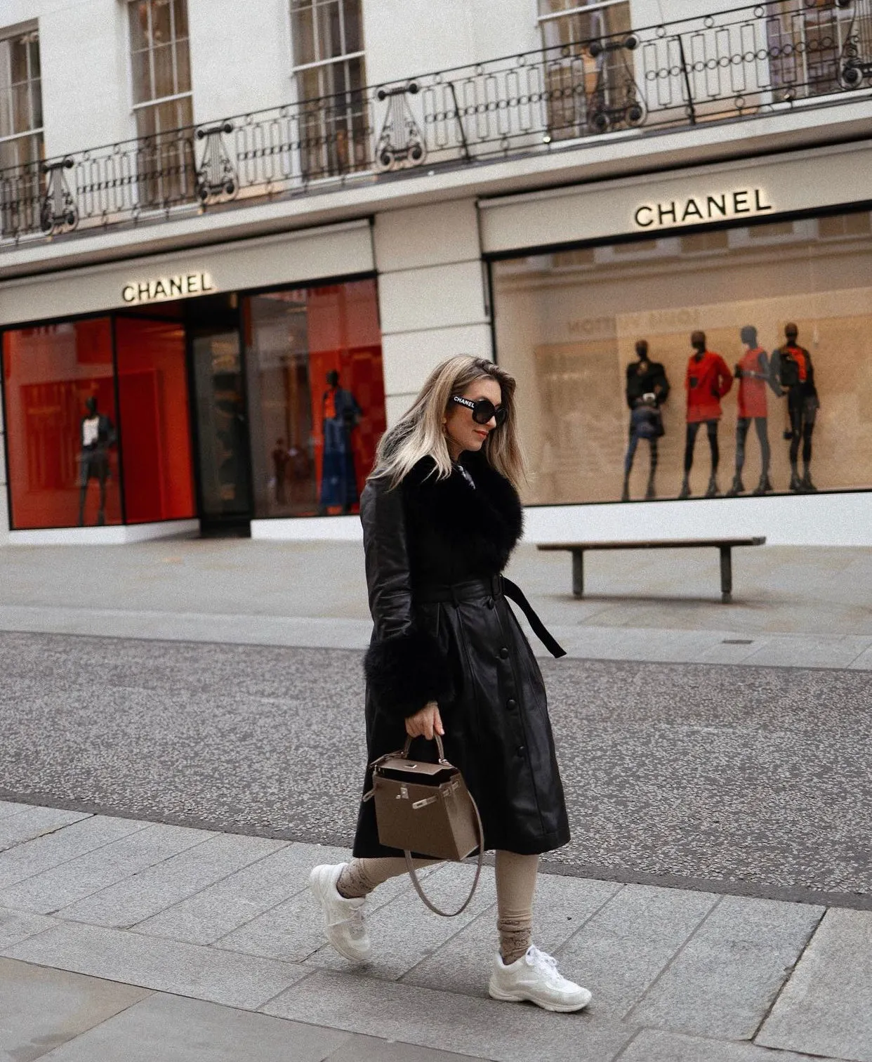 MI LOVES SIGNATURE Luxurious leather trench coat with Synthetic fur trim/cuffs