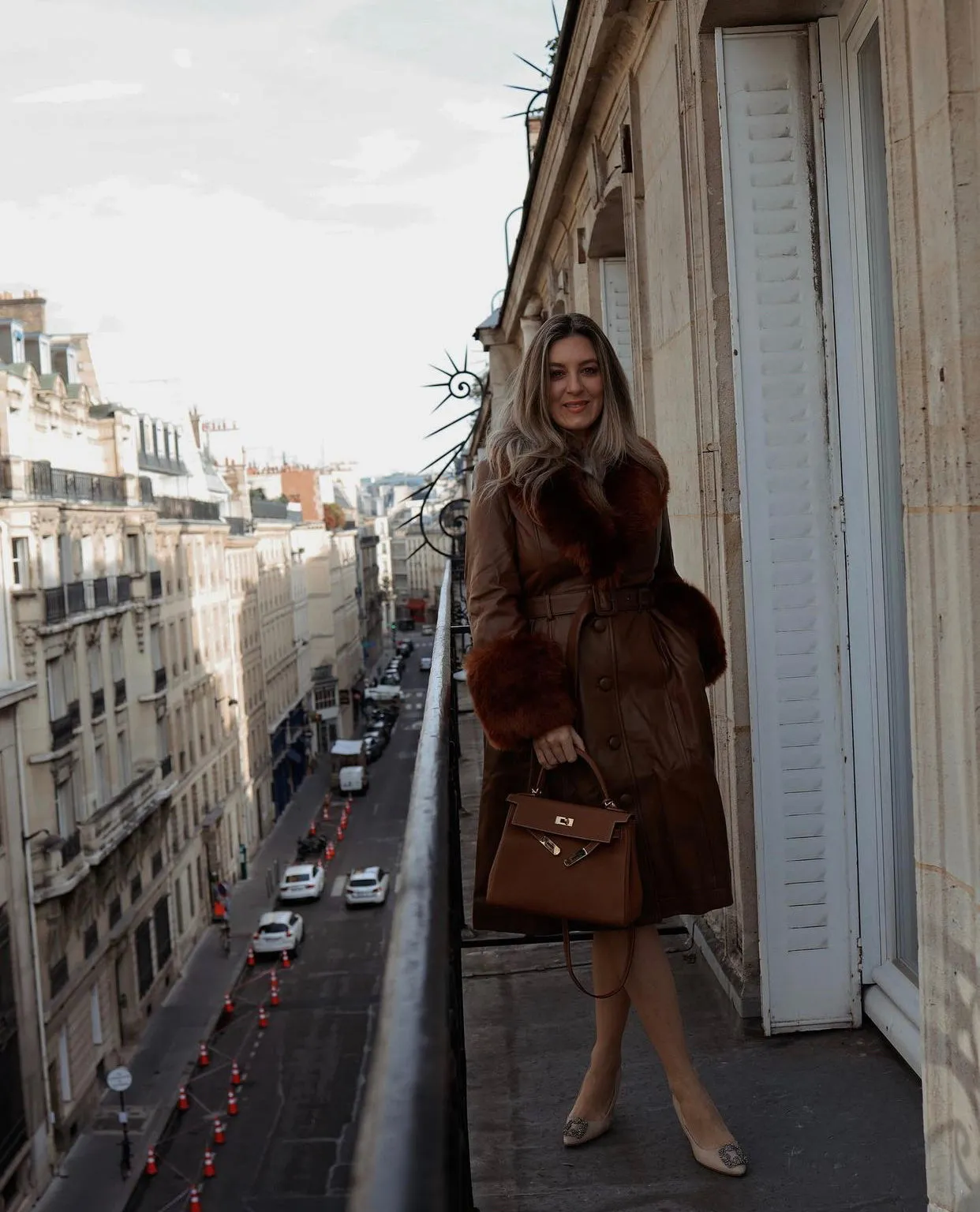 MI LOVES SIGNATURE Luxurious leather trench coat with Synthetic fur trim/cuffs