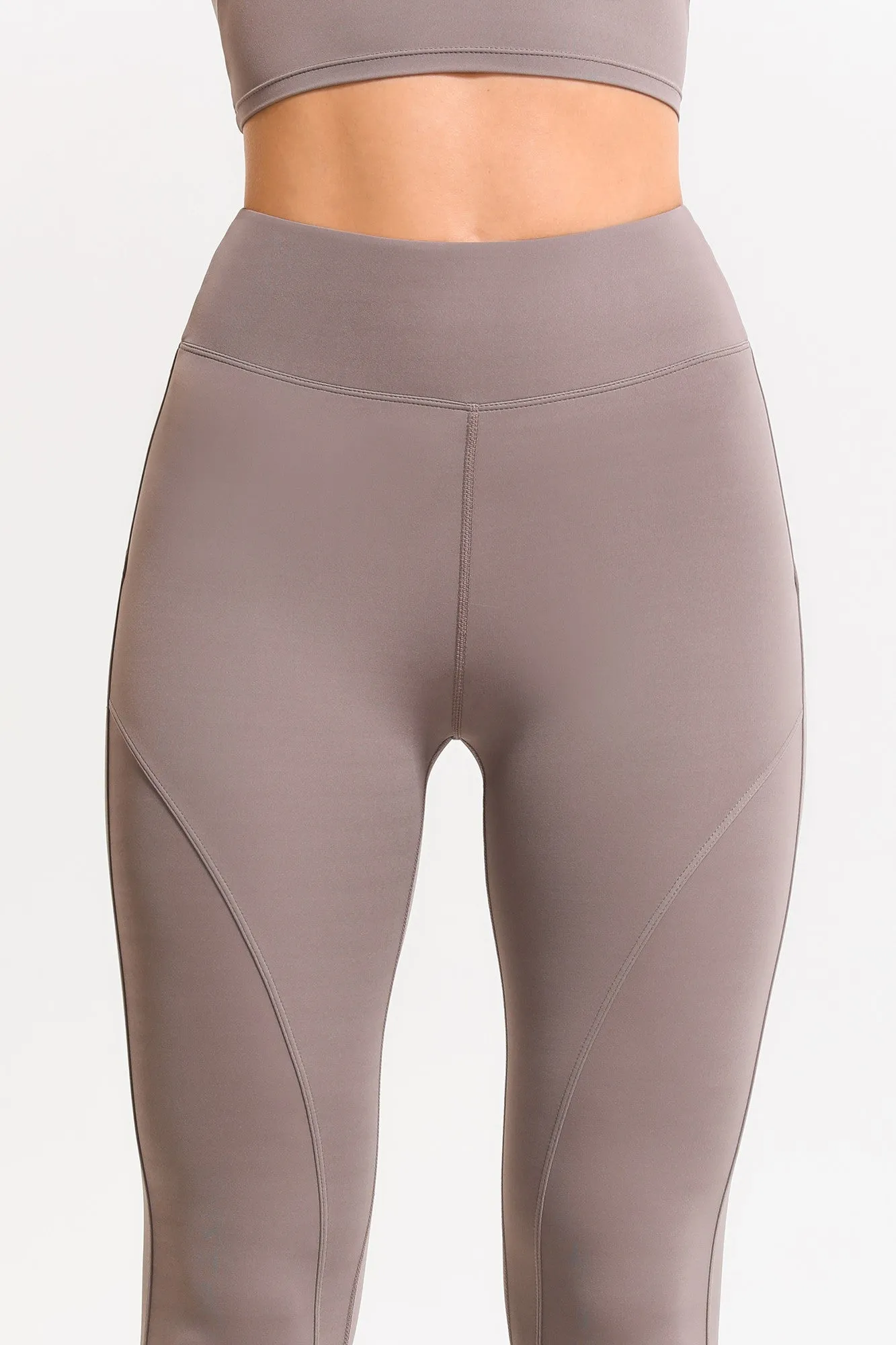 V-Curve Scrunch Butt Leggings