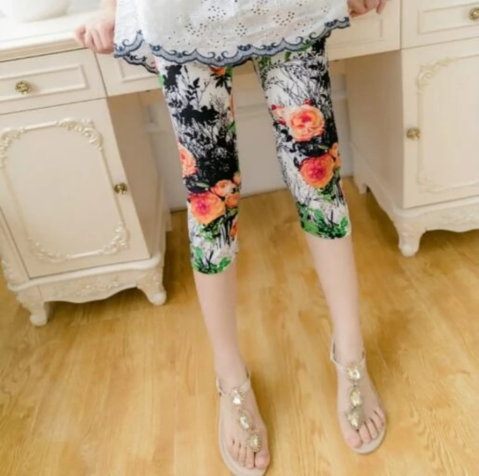Women's Summer Polyester High-Waist Crop Leggings With Print